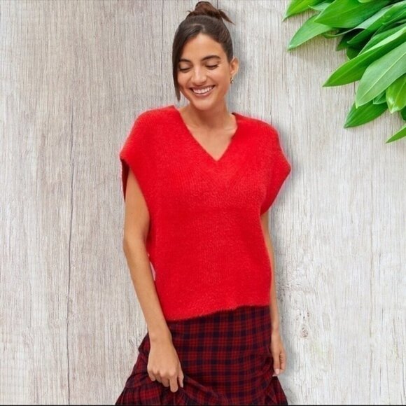 BDG Urban Outfitters Aden Sweater Vest in Red Medium - Picture 1 of 8